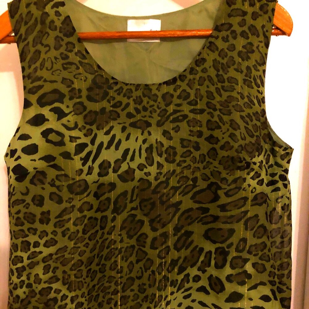 Green sleeveless leopard print top by Vanity Fair sz XL petite